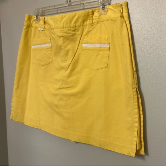 IZOD Yellow With White Trim Athletic Shorts Skorts With Shorts Size 8 Stretch - Picture 7 of 7